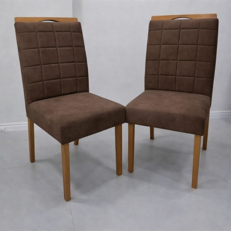 Mesa Maria 90 Imbuia/Off White com 4 Cadeiras Quartzo/Safira Veludo Marrom – A&A CONCEITO + KM DECOR - Imagem 2